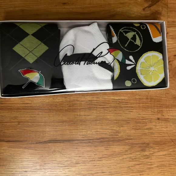 arnold palmer Other - Arnold Palmer NWT men’s socks